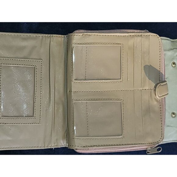 Faux Leather Unbranded Clutch Purse - Picture 4 of 7